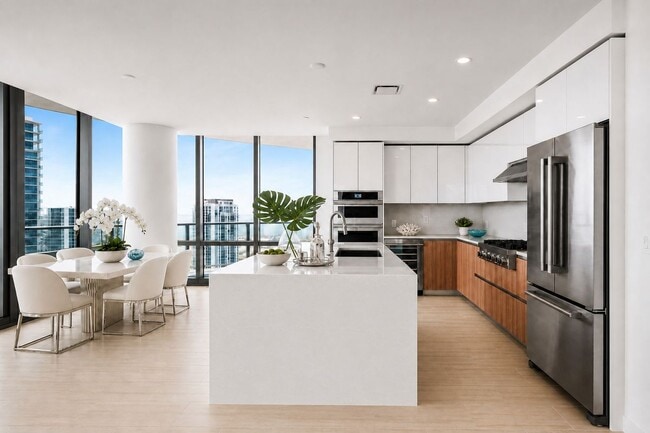 400 Central Ave Unit 3107
