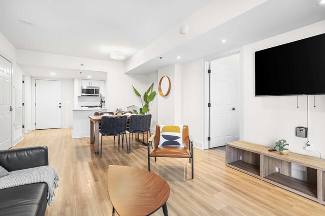 Photo - 1221 S Eads St Unit FL5-ID1056572P