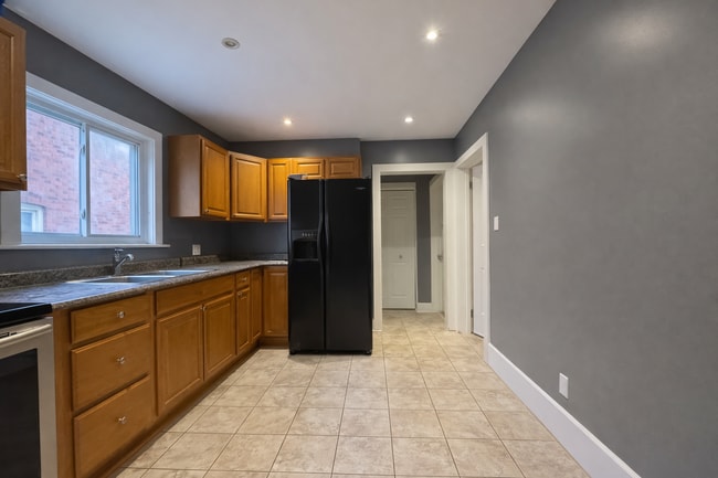 Photo - 5321 Morrison St Unit Lower