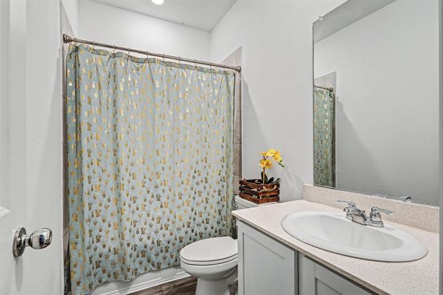 Photo - 812 Carmen St