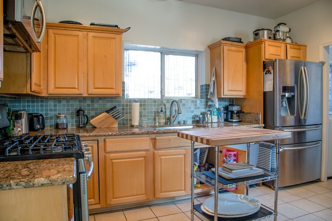 Photo - 13306 Magnolia Blvd