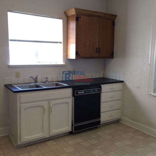 Photo - 1754 N Washington St