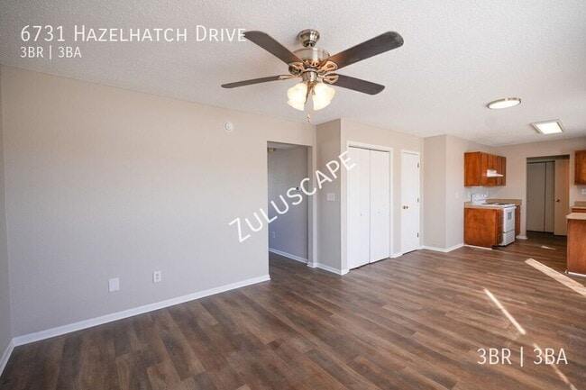 Photo - 6731 Hazelhatch Dr