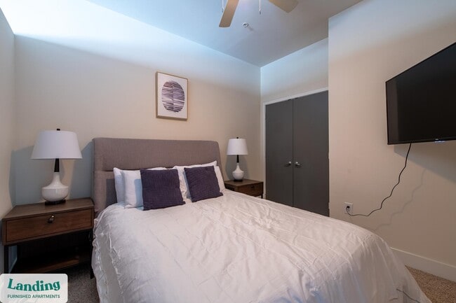 Photo - 1820 E Broad St Unidad 410