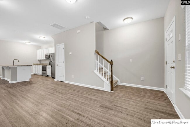 Photo - 135 Hunters Grove Dr