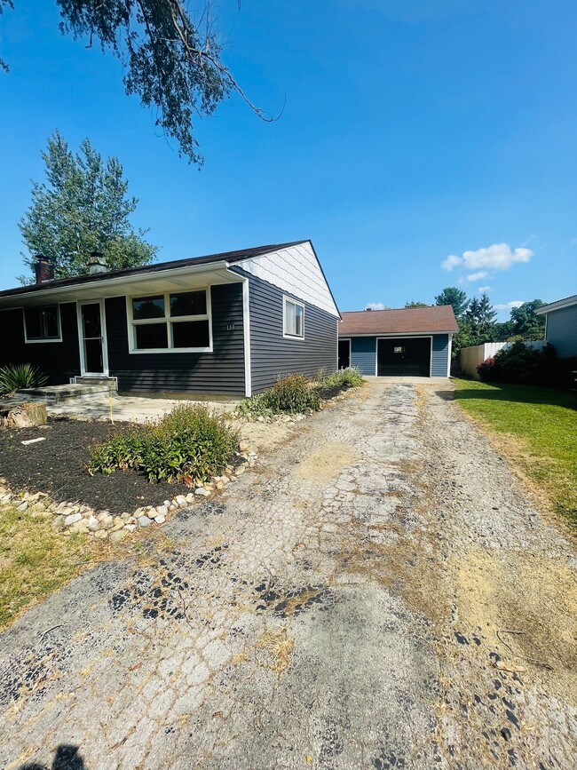 Photo - 114 Pumphrey Terrace