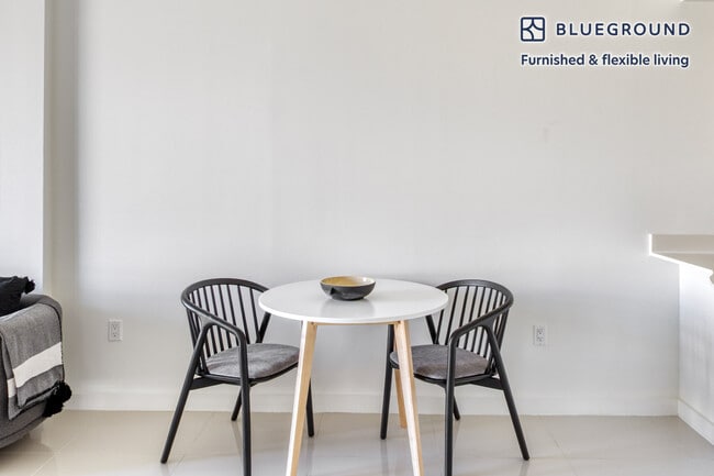 Photo - 3622 Coral Wy Unidad FL8-ID66