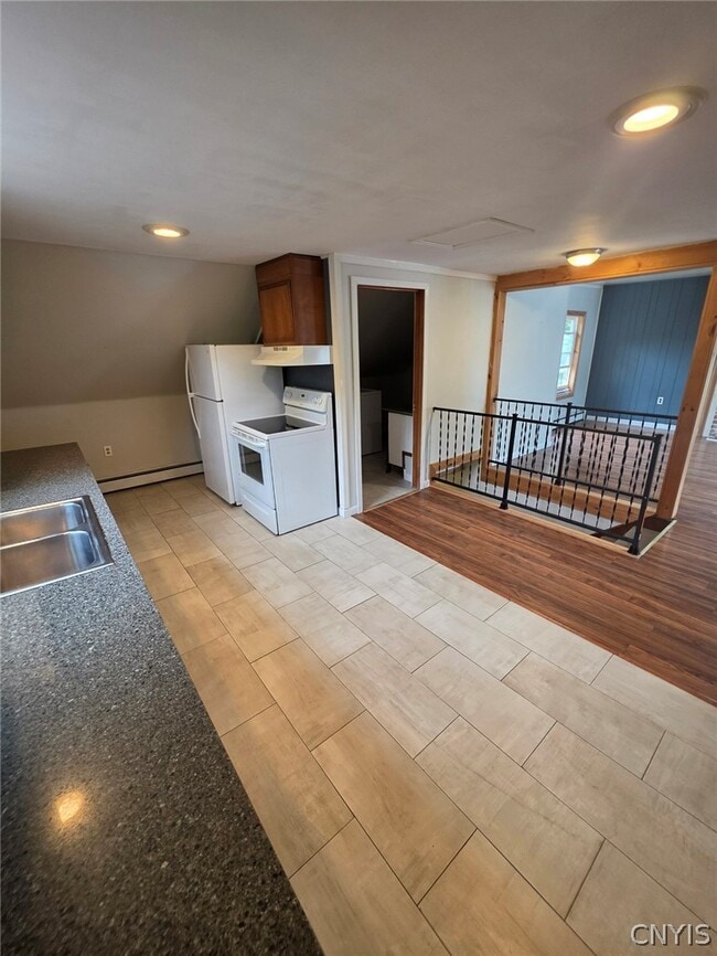 Photo - 157 N Meadow St