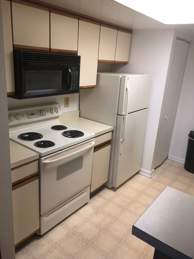 Photo - 15732 Easthaven Ct Unit 00