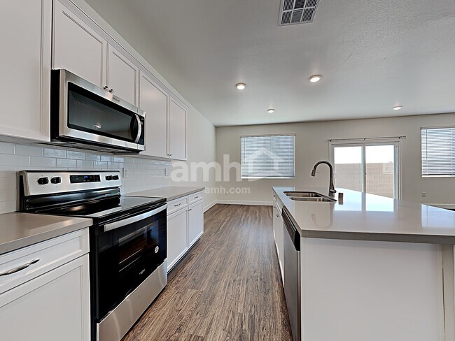 Photo - 6006 Theodore St