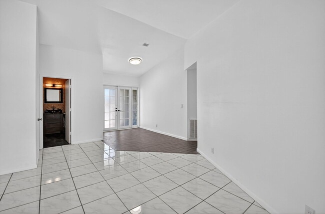 Photo - 1599 NW 14th Ave