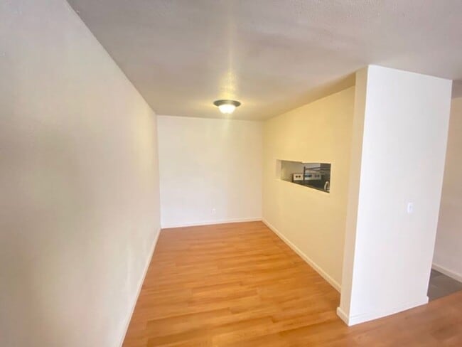 Photo - Condo For Rent