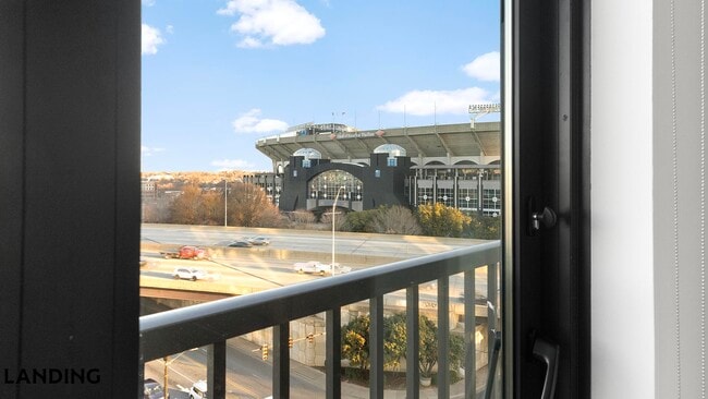 Photo - 1007 S Mint St Unit 700