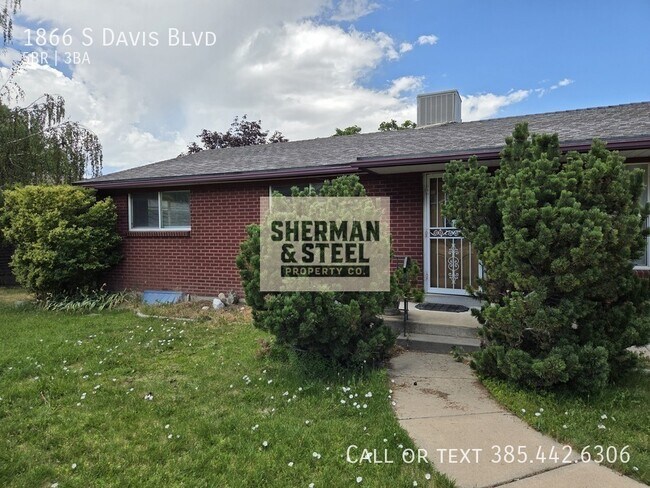 Photo - 1866 S Davis Blvd