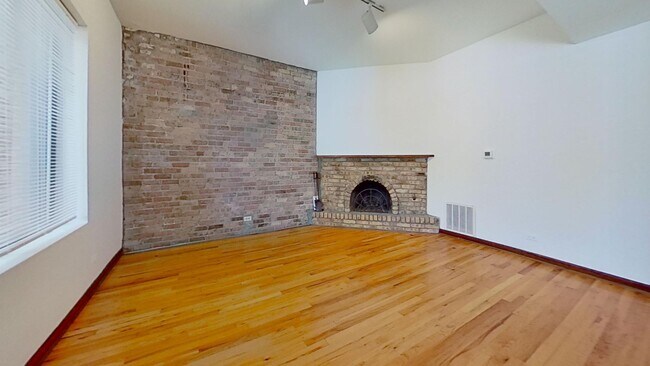 Photo - Top Floor Southport Corridor One Bedroom Unit 1409 3