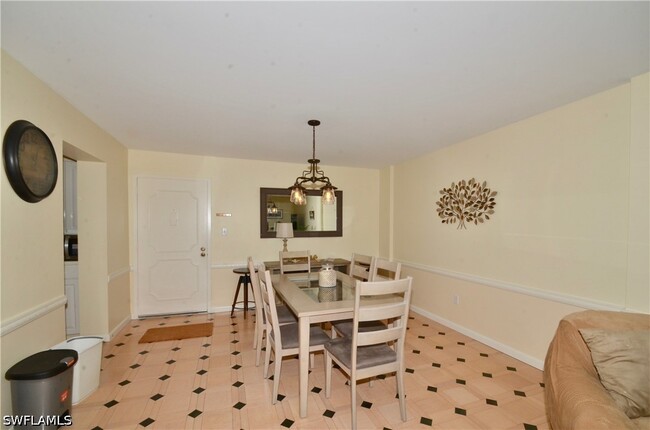 Photo - 555 Park Shore Dr Unit B-309