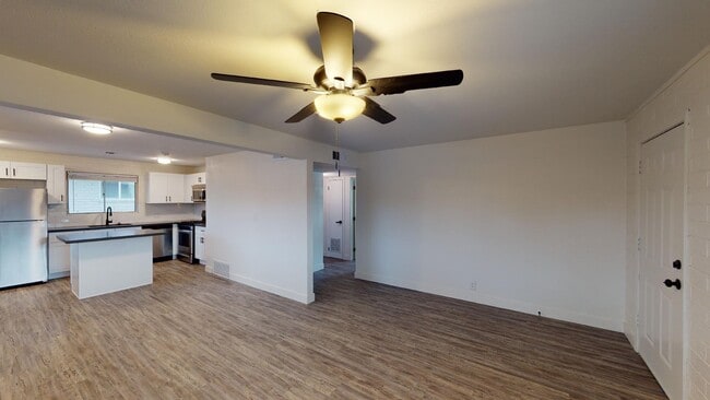 Royal Palms Apartments