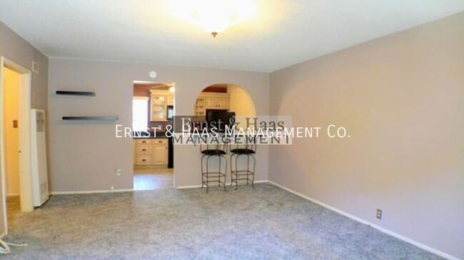 Photo - 640 E Carson St Unidad #5