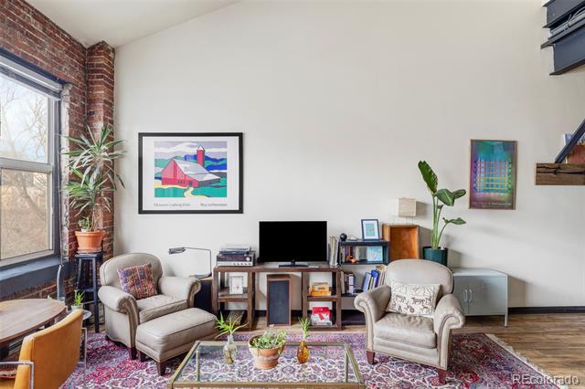 Photo - 3309 Blake St Unit 207