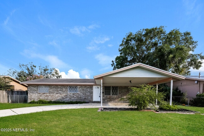 Building Photo - 10962 Luana Dr N Rental