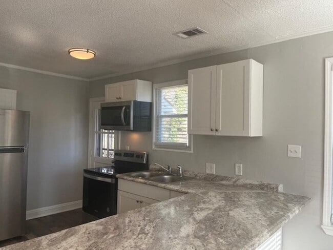 Photo - 3812 Kearney Ave