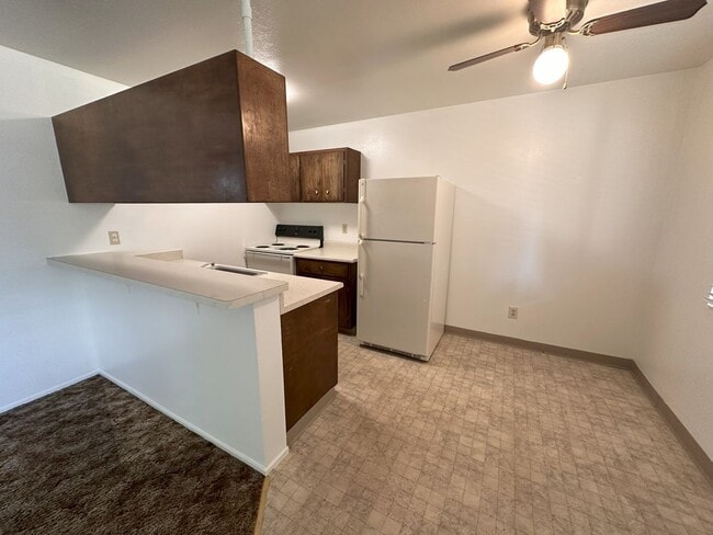 Photo - 930 Paiute Ln Unit 16