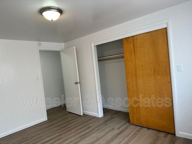Photo - 827 23rd St