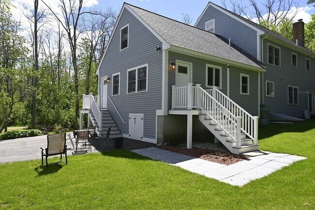 Photo - 241 Argilla Rd Unit b
