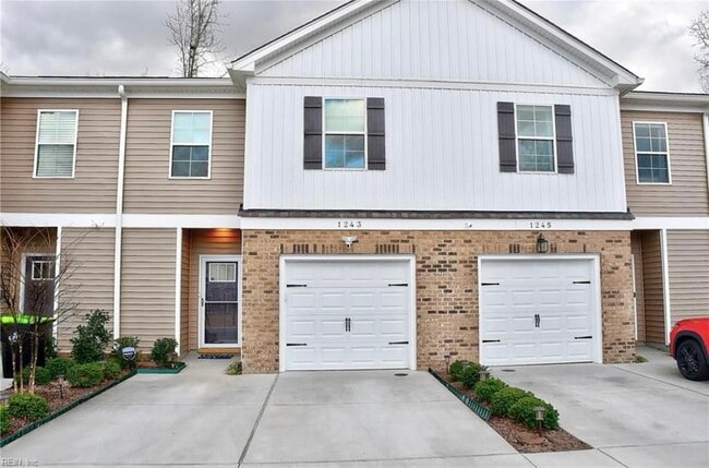 Photo - 1243 Jadens Way