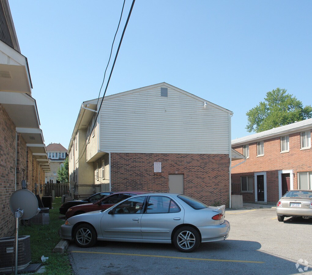 Photo - 84 W 9th Ave