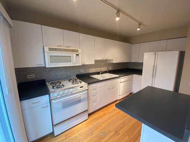 Photo - 1151 W Eddy St Unit I