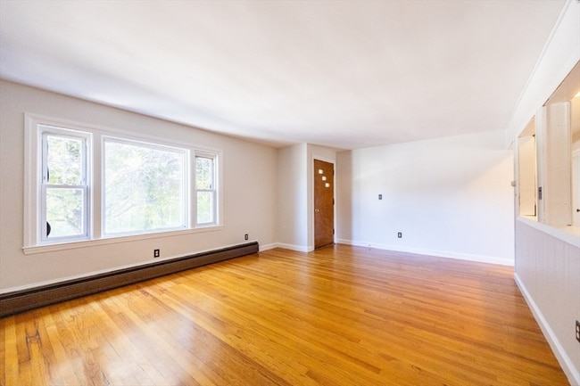 Photo - 417 Union St