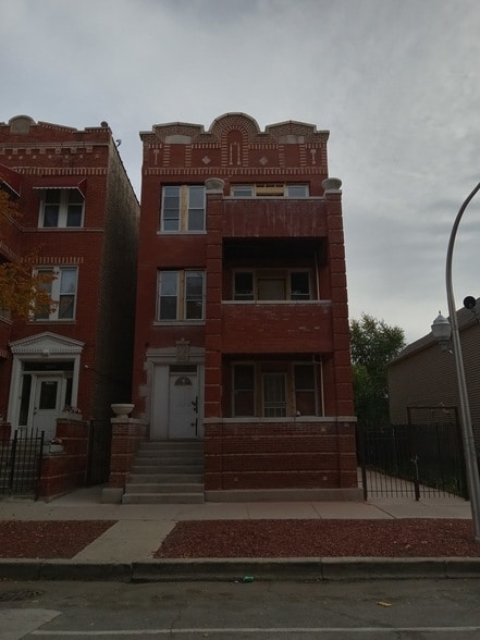 Building Photo - 1533 S Ridgeway Ave Unit 1R