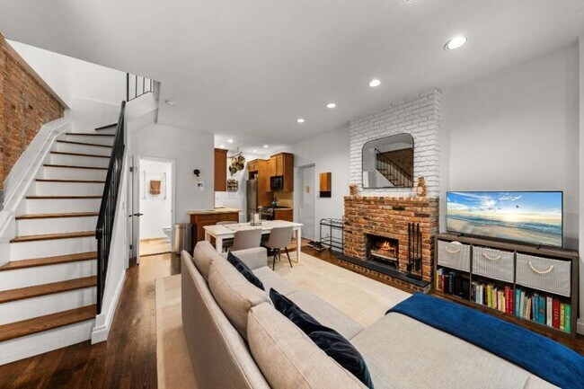 Building Photo - 2 bedroom in New York NY 10023 Unit 9 Rental