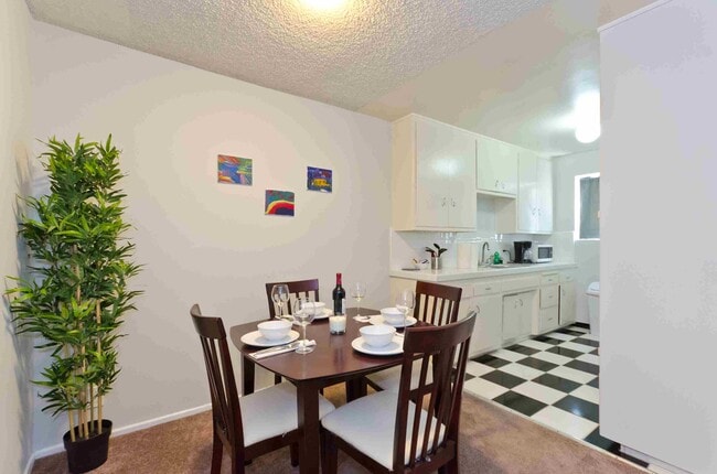 Photo - Furnished 2 and 3 Bedroom Apartments Short...