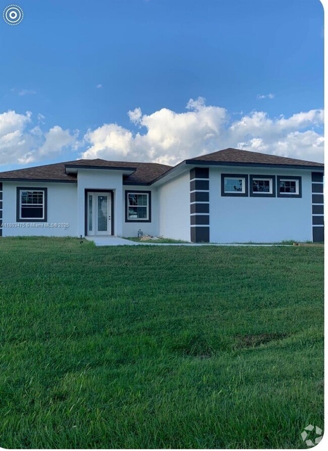 Building Photo - 7909 Granada Rd Rental