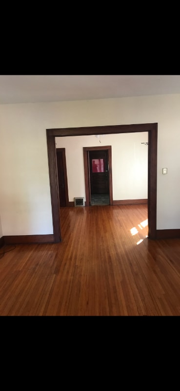 Photo - 311 Benton St