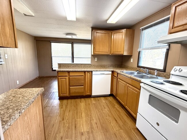 Photo - 90 White Tail Ln