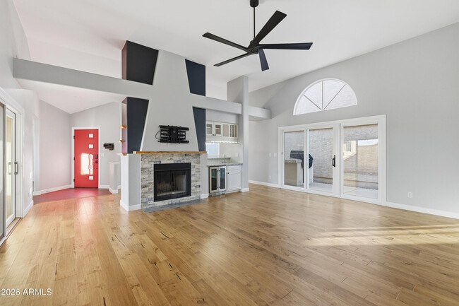 Building Photo - 11765 N 112th St