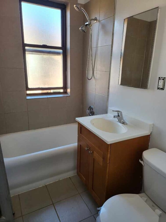 Photo - 6851 S Crandon Ave Unit 6851-3