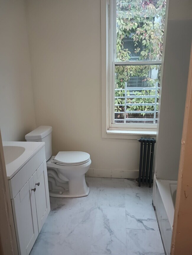 Photo - 1619 N 29th St Unidad 2