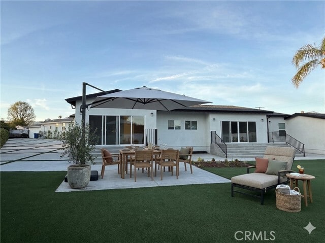 Photo - 9128 Balcom Ave