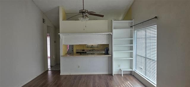 Photo - 822 Colchester Dr