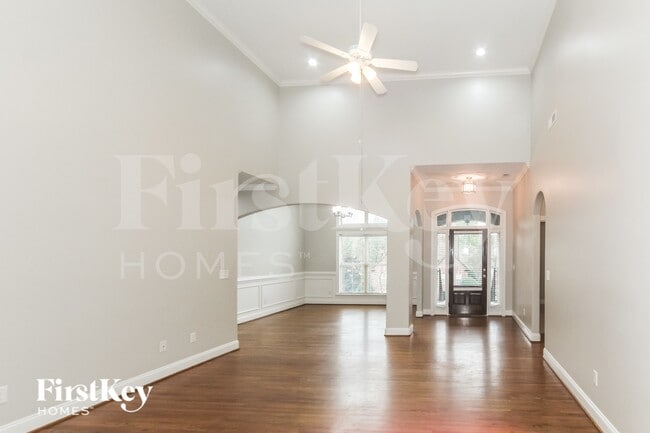 Photo - 124 Lakeland Ridge