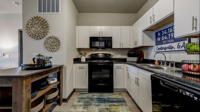 Building Photo - Authentix Cartersville Rental