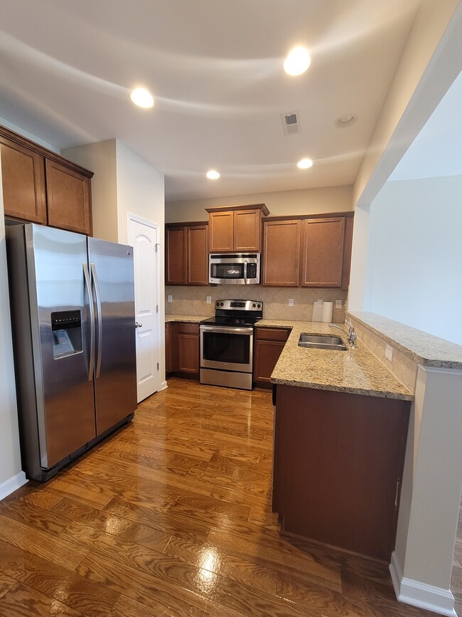 Photo - 4464 Middletown Dr