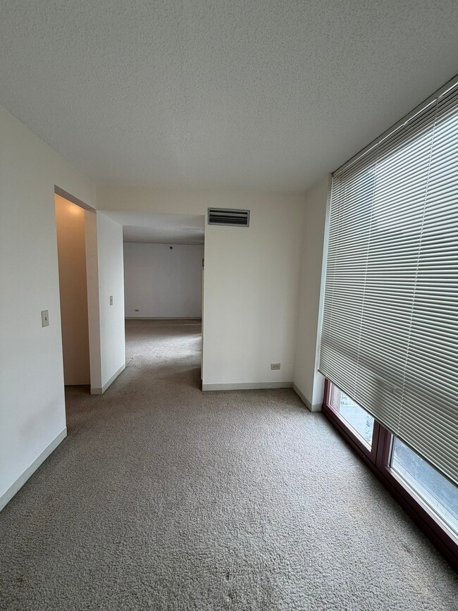 Photo - 200 N Dearborn St Unit 3601