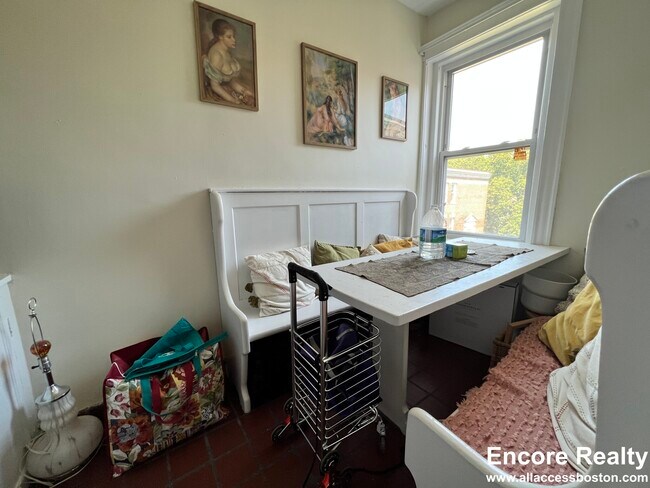 Photo - 66 Chiswick Rd Unit 27