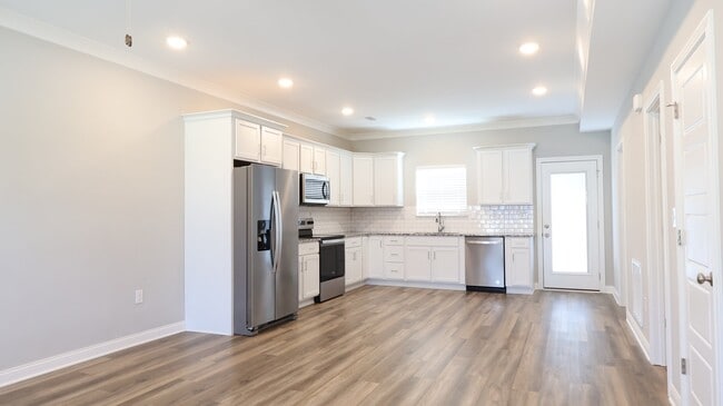 Photo - 3920 Dunbar Ave