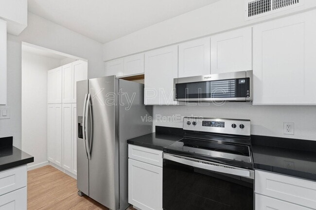 Photo - 231 N Robson Unit Apt 7